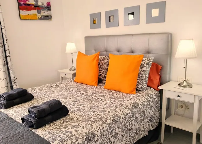 Cristianos Orange Trees Vue Panoramique *